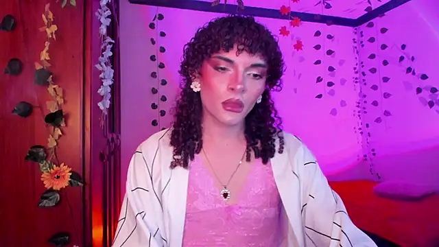 lucianromero online show from March 4, 2:29 am