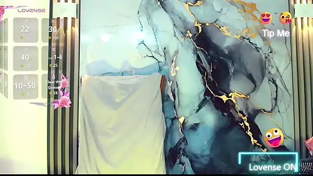 khiara moretti online show from January 16, 7:21 pm