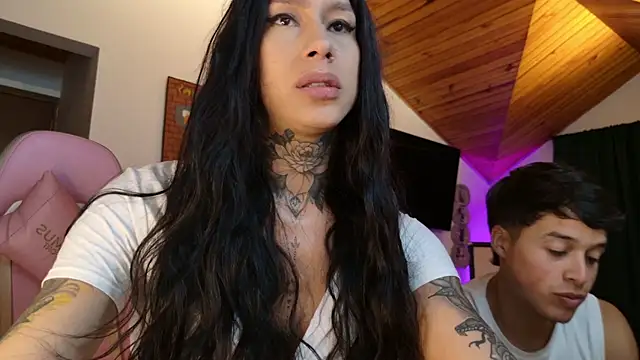 Snapshot of Juana_777 chatting on October 4, 5:19 am Juana 777 online show from October 4, 5:19 am