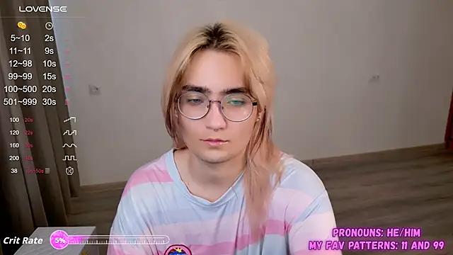 CuteYukiKun online show from October 27, 8:11 am