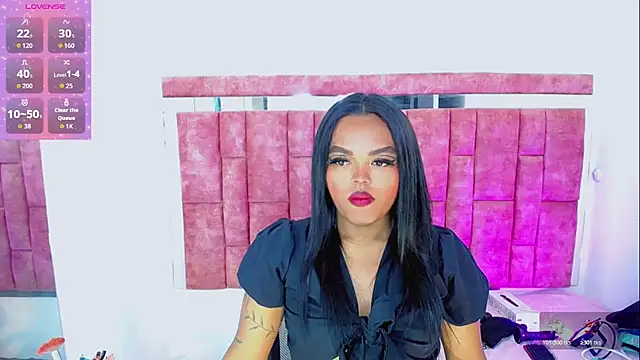 KayleighDreams  online show from April 4, 2:42 am