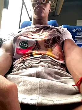 sweetsarabig22cm online show from November 16, 5:45 pm