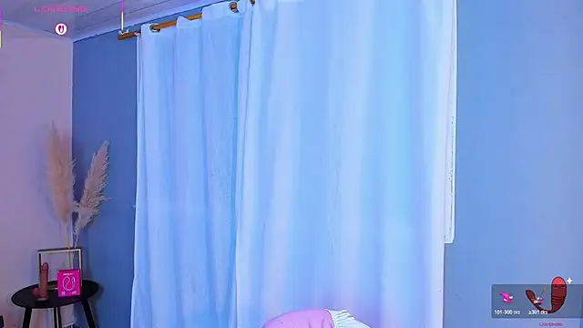 sofiaa grey  online show from October 28, 3:32 pm