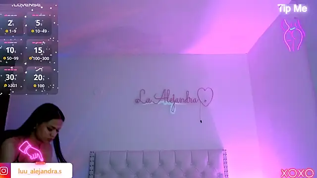 alee lenoxx online show from September 23, 10:31 am