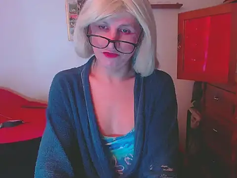 LorenJade online show from December 18, 9:26 am