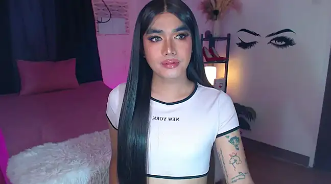 Snapshot of M1ssJadeS0 chatting on February 1, 6:51 pm M1ssJadeS0 online show from February 1, 6:51 pm