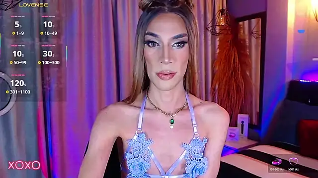 camila hootie online show from November 21, 8:10 pm