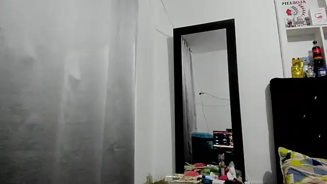 Sweet-Suck69 online show from March 3, 4:19 am