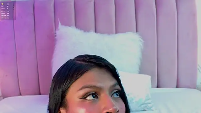 KimberlyCutee online show from June 27, 8:26 pm