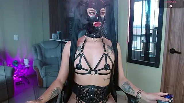 tevenwhiite online show from February 20, 5:26 pm