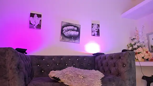 Snapshot of Loremhotsex chatting on October 17, 7:50 pm Loremhotsex online show from October 17, 7:50 pm