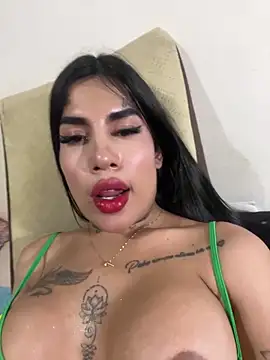 saragill323 online show from January 16, 11:16 pm