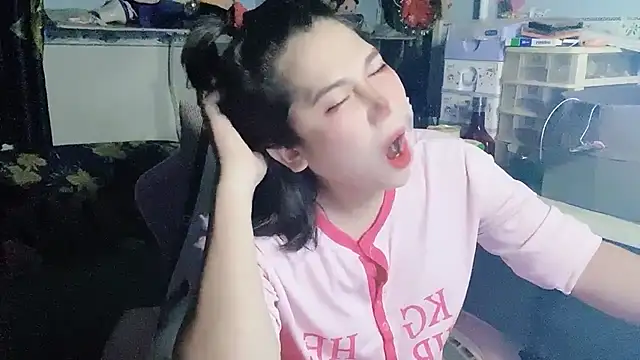 Dacky TacThien online show from January 17, 1:13 pm