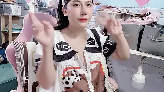 Dacky TacThien online show from February 13, 2:17 am