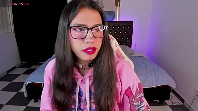 paula kawaiifu  online show from January 18, 2:04 pm
