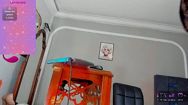 Jimena Grey online show from February 17, 9:11 pm