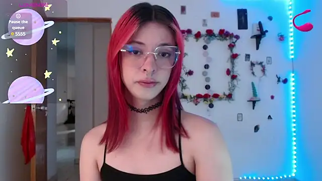 Snapshot of _GalyaX_ chatting on February 12, 12:33 pm GalyaX online show from February 12, 12:33 pm