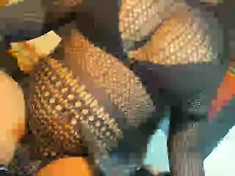 cristallwright online show from April 14, 4:06 am