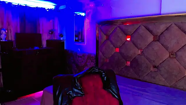 the-horus-girl online show from October 6, 12:43 am