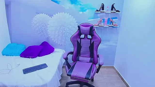 DEMI LEED online show from November 26, 12:51 pm