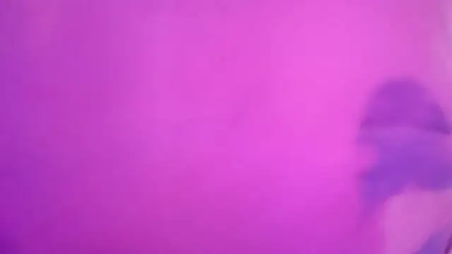 gurlnips online show from November 14, 4:48 pm