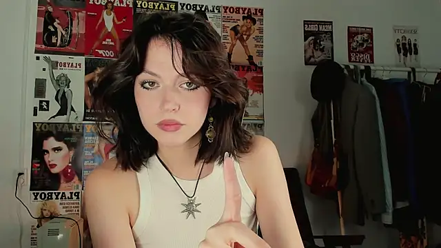 Niky  Jess online show from October 23, 6:17 am