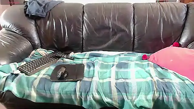 LauraMonolo online show from March 7, 1:28 pm