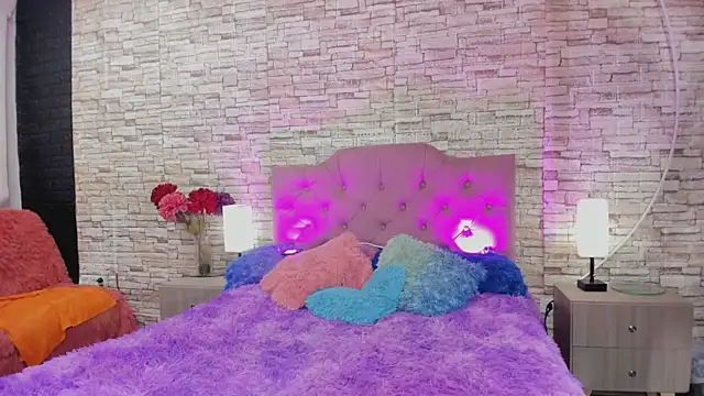 kitty queen10 online show from November 3, 11:09 am