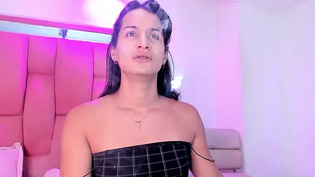 Snapshot of jennifer_ts chatting on February 4, 3:15 pm jennifer ts online show from February 4, 3:15 pm