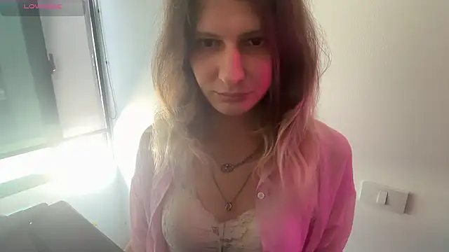 Alice Pinkhead online show from January 10, 7:58 am