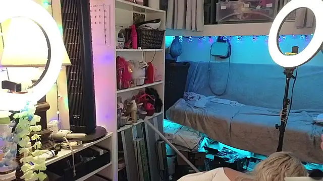 cunty tranny lydia online show from November 4, 4:01 am