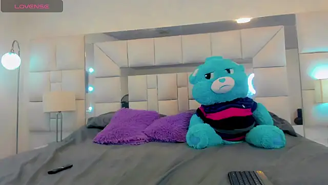 samantha official  online show from January 17, 8:15 pm