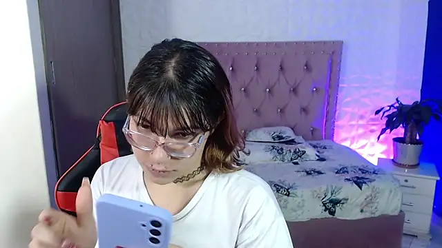 Christina prg online show from December 11, 2:32 pm