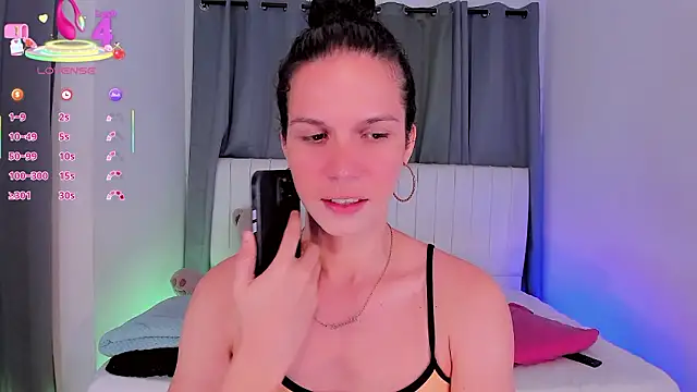 gatitavenecis online show from March 5, 10:15 pm