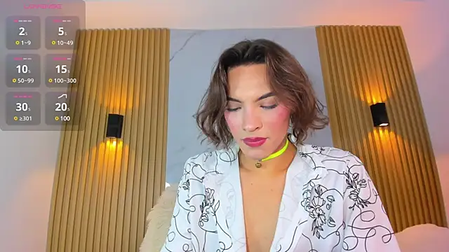 miss Ari online show from February 18, 7:43 pm