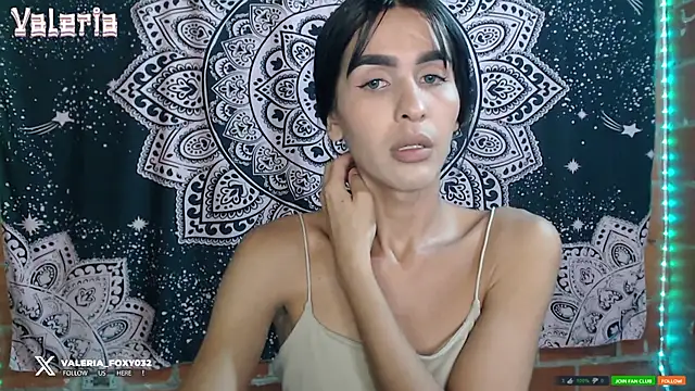 liissa 0 online show from September 29, 8:03 am