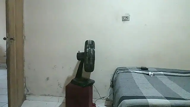 pornstarbrezillian online show from December 2, 4:43 pm