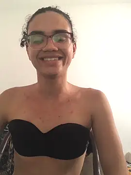 Transputinha online show from March 10, 3:30 pm