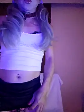 Reneta Rebekka Lopez online show from October 25, 6:36 pm