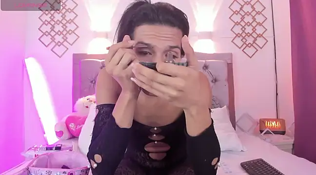 Rachel HardHot online show from December 12, 12:44 pm