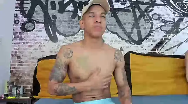 hot milk drink 4u online show from December 8, 1:58 pm