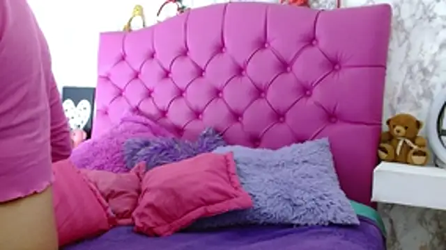 AlexaFontana online show from April 13, 7:56 am