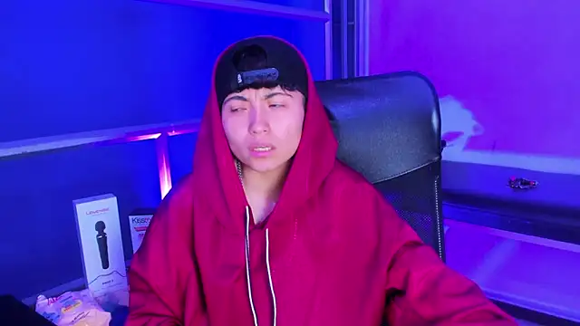 Im Mathias online show from December 19, 4:40 am