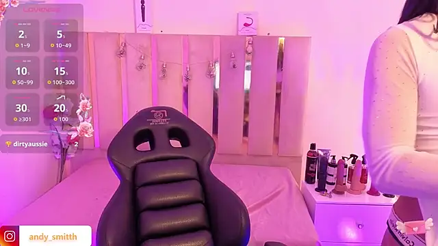 Snapshot of Andy_tay1 chatting on September 24, 4:40 am Andy tay1 online show from September 24, 4:40 am