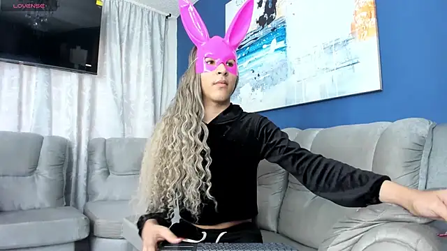  Natassia Dreams online show from January 10, 8:59 pm