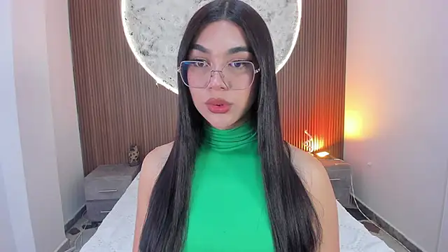 RoseCassie online show from February 16, 1:20 pm