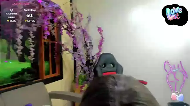 luna sthefy online show from February 2, 3:32 am