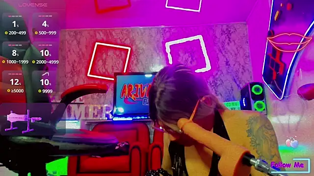 luna sthefy online show from March 13, 2:33 pm