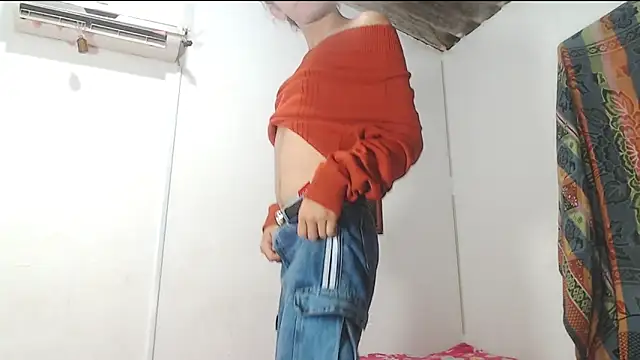 ambervagina19 online show from December 28, 5:35 pm