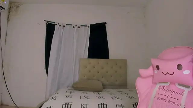 Miss noah18 online show from October 1, 9:37 pm